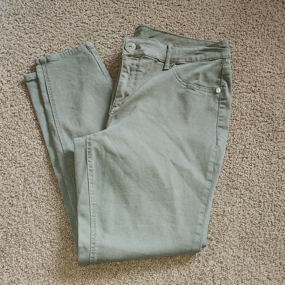 Maurices Olive Women's Jeans